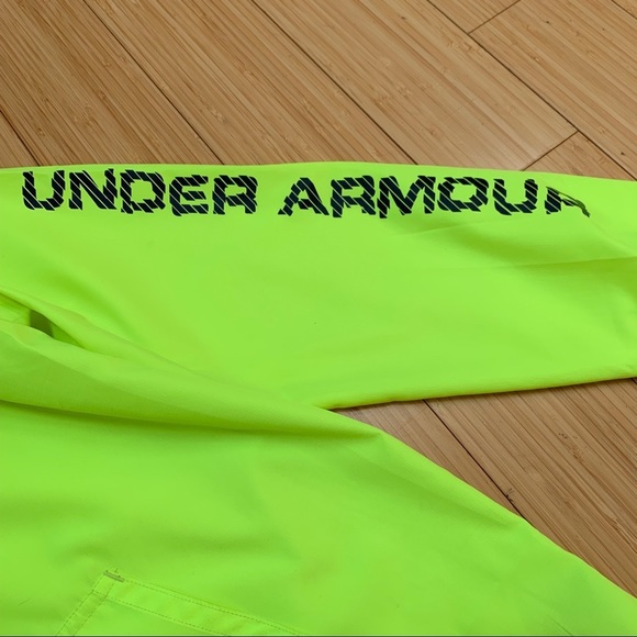 Ua Under Armour Fluorescent Windbreaker Jacket Ylg - Picture 3 of 5